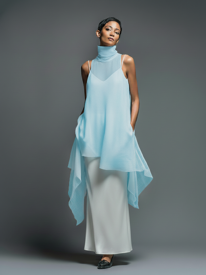 Vestido maxi etéreo de capas con tirantes