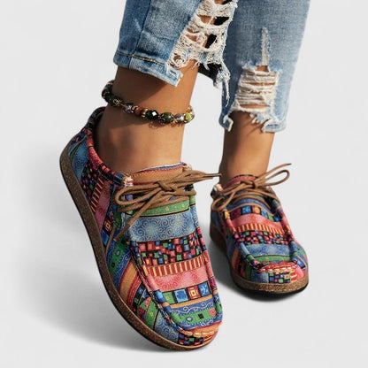Patricia | Zapato con cordones, estampado étnico de confort