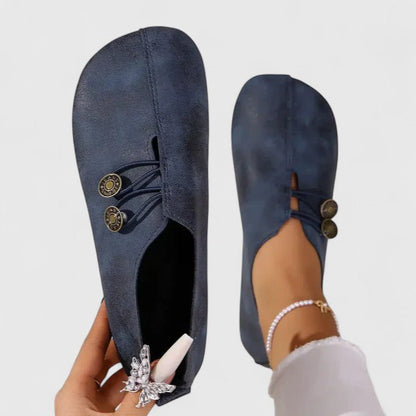 Valeria | Mocasín beige con botón decorativo