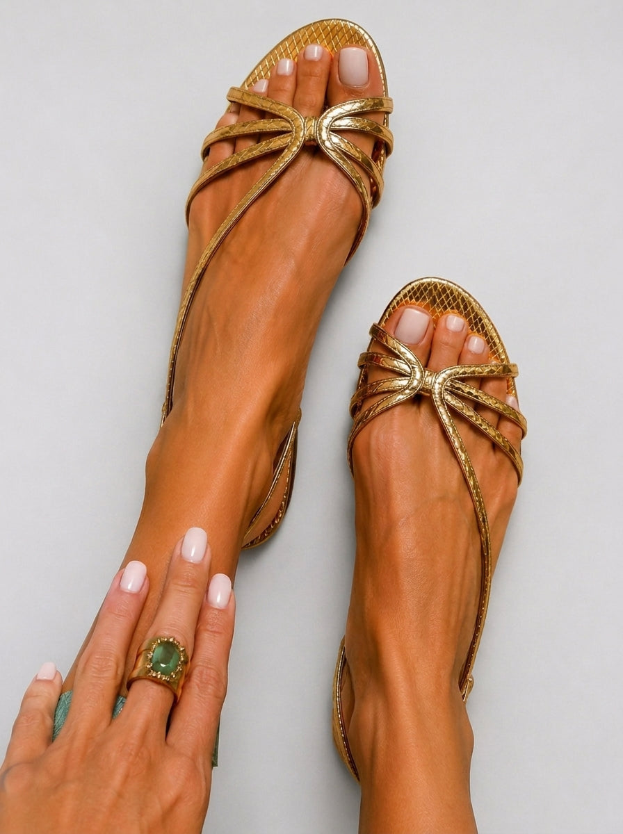 Sandalias doradas Velora