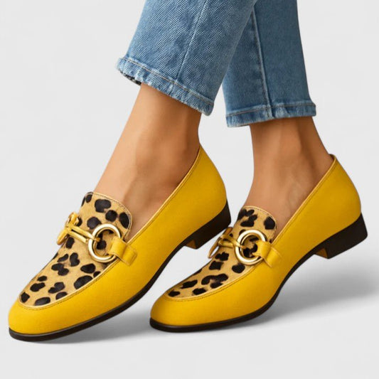 Blanca | Mocasín amarillo con estampado animal