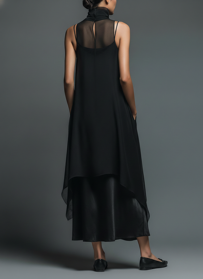 Vestido maxi etéreo de capas con tirantes
