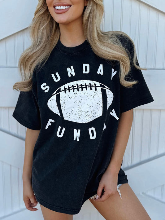 Mineralgewaschenes T-Shirt mit „Sunday Funday“-Grafik