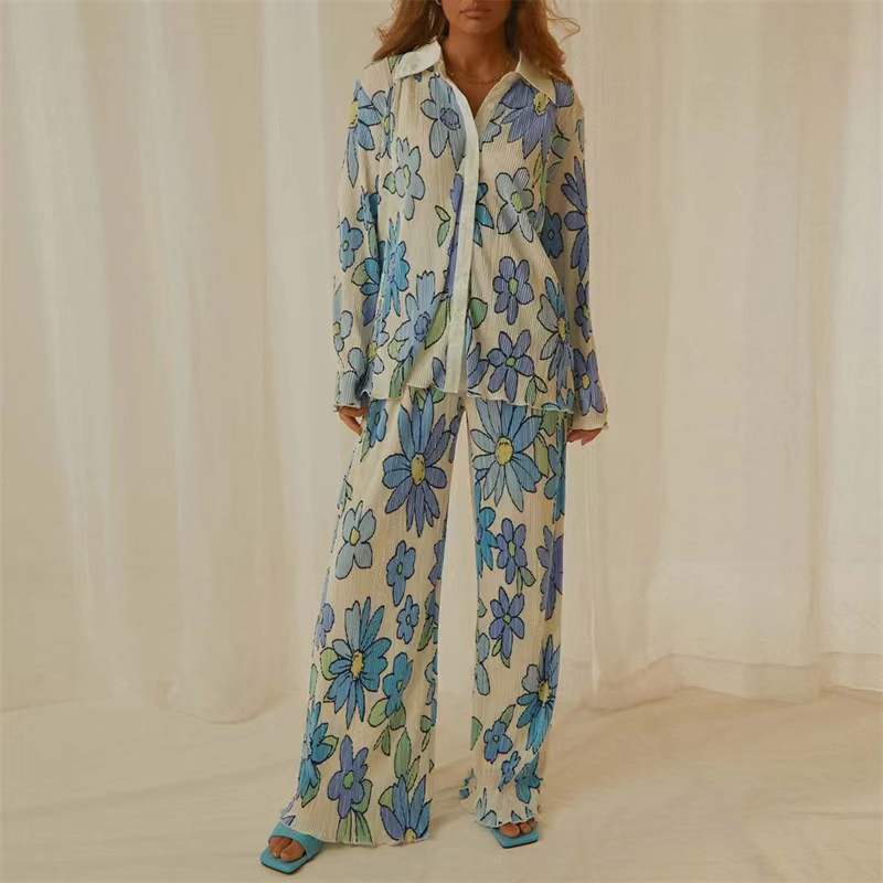 Conjunto de pantalón y camisa de manga larga con solapa estampada plisada