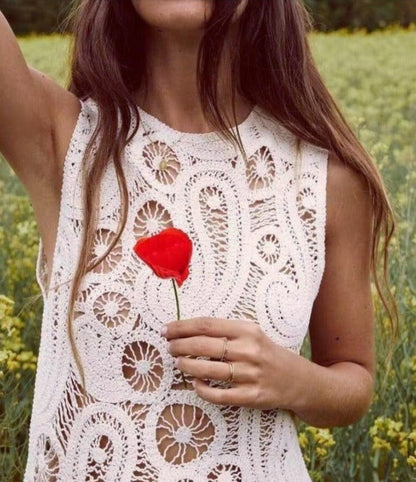 Elegante conjunto de falda de encaje calado de crochet