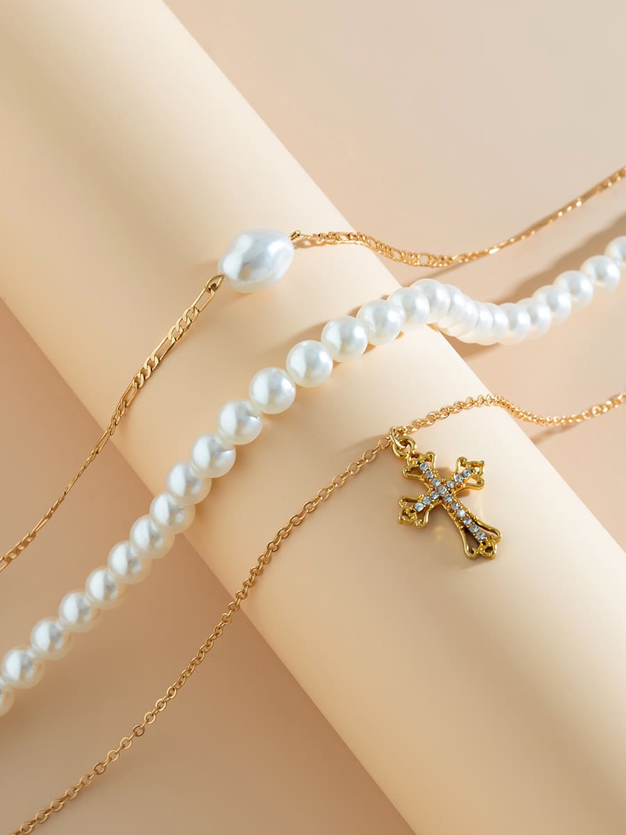Collar multicapa de perlas