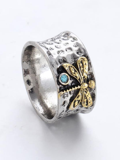 Anillo de insecto de aguamarina