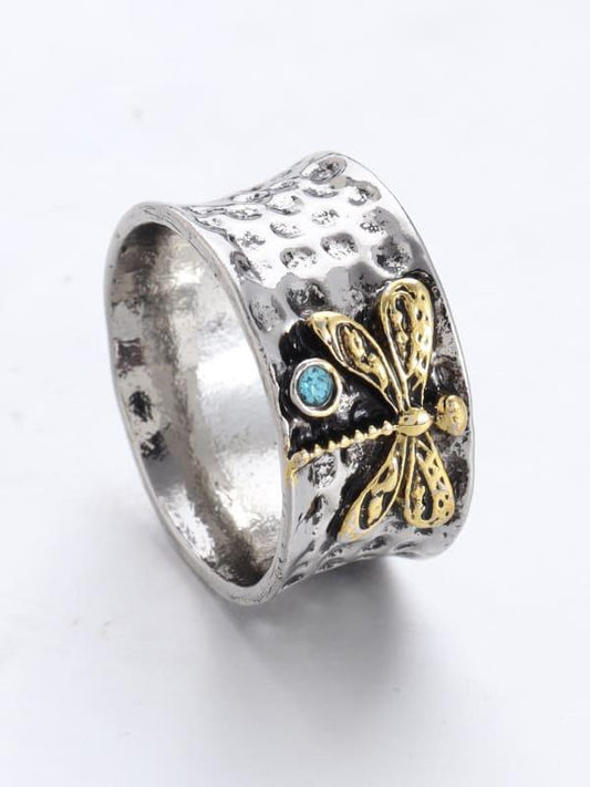 Anillo de insecto de aguamarina