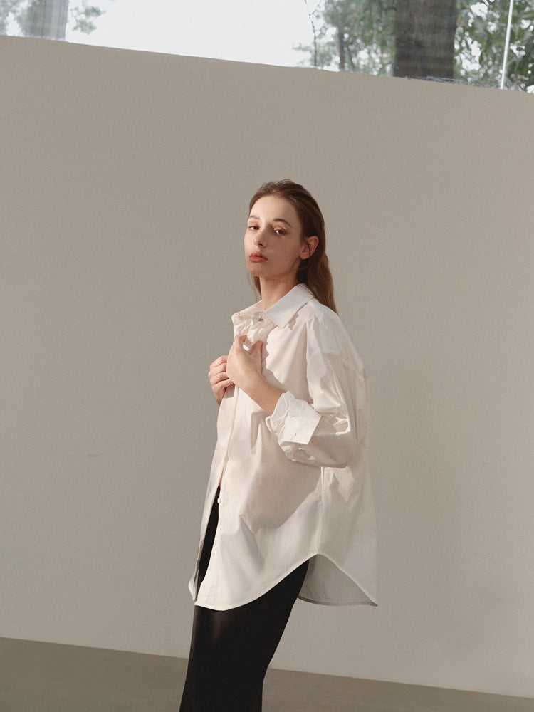 Camisa holgada extragrande minimalista