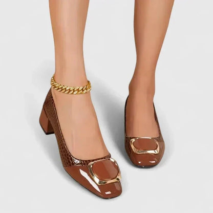 Beatriz | Mocasín negro efecto cocodrilo con tacón cuadrado