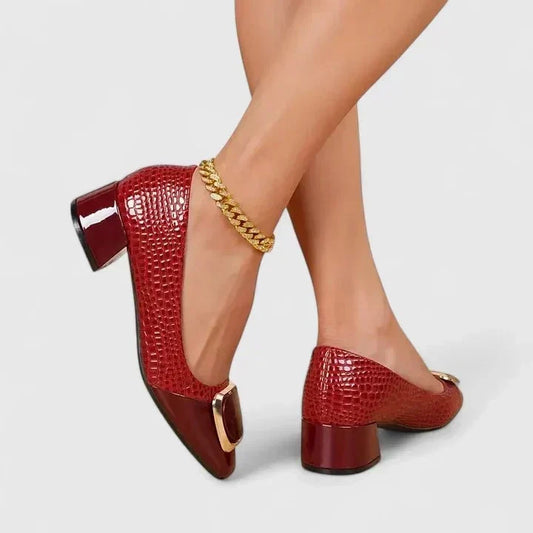 Beatriz | Mocasín negro efecto cocodrilo con tacón cuadrado