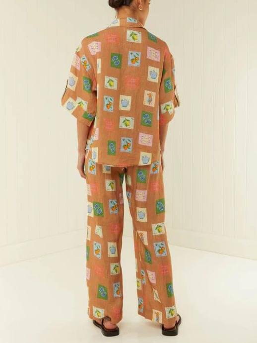 Conjunto de pantalones holgados de pernera ancha con estampado floral botánico étnico