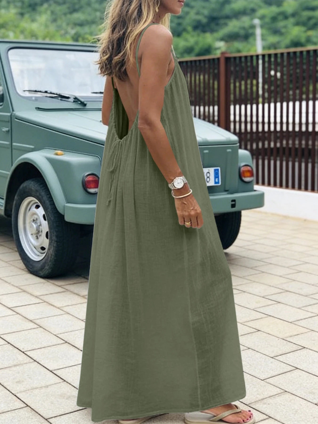 Vestido Mini Holgado con Detalles Calados