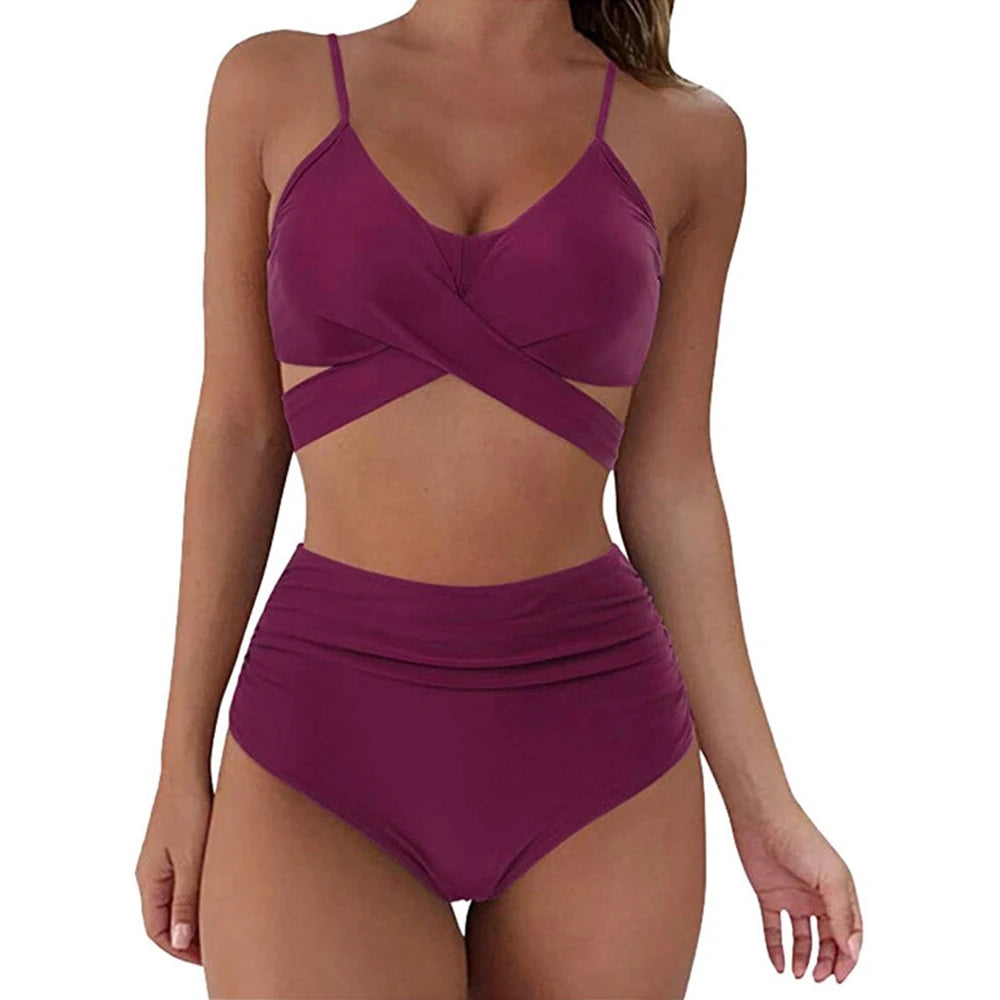 Bikini de Cintura Alta con Diseño Floral y Detalle Fruncido