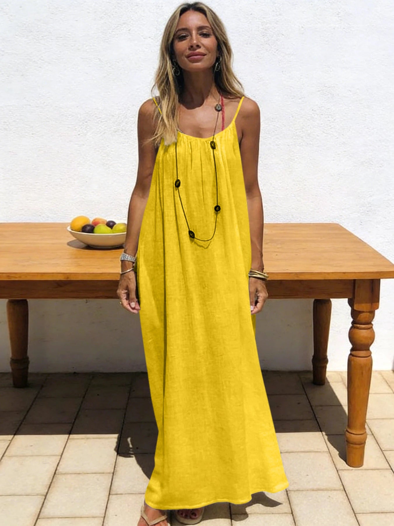 Vestido Mini Holgado con Detalles Calados
