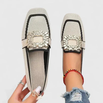 Silvia | Mocasín azul con hebilla decorativa