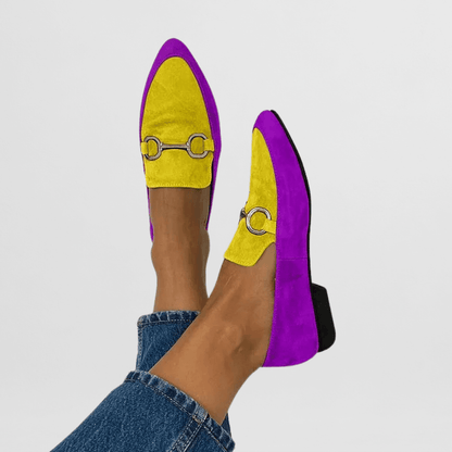 Francisca | Mocasín verde con hebilla metálica
