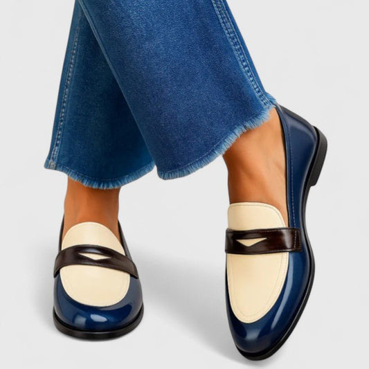 Petra | Mocasín en azul, crema y marrón