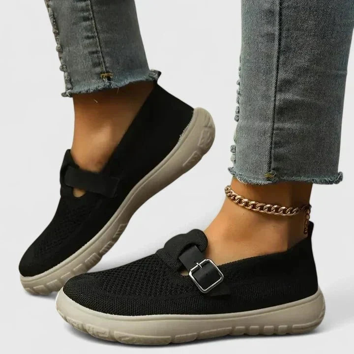 Olga | Mocasín negro de punto, de confort