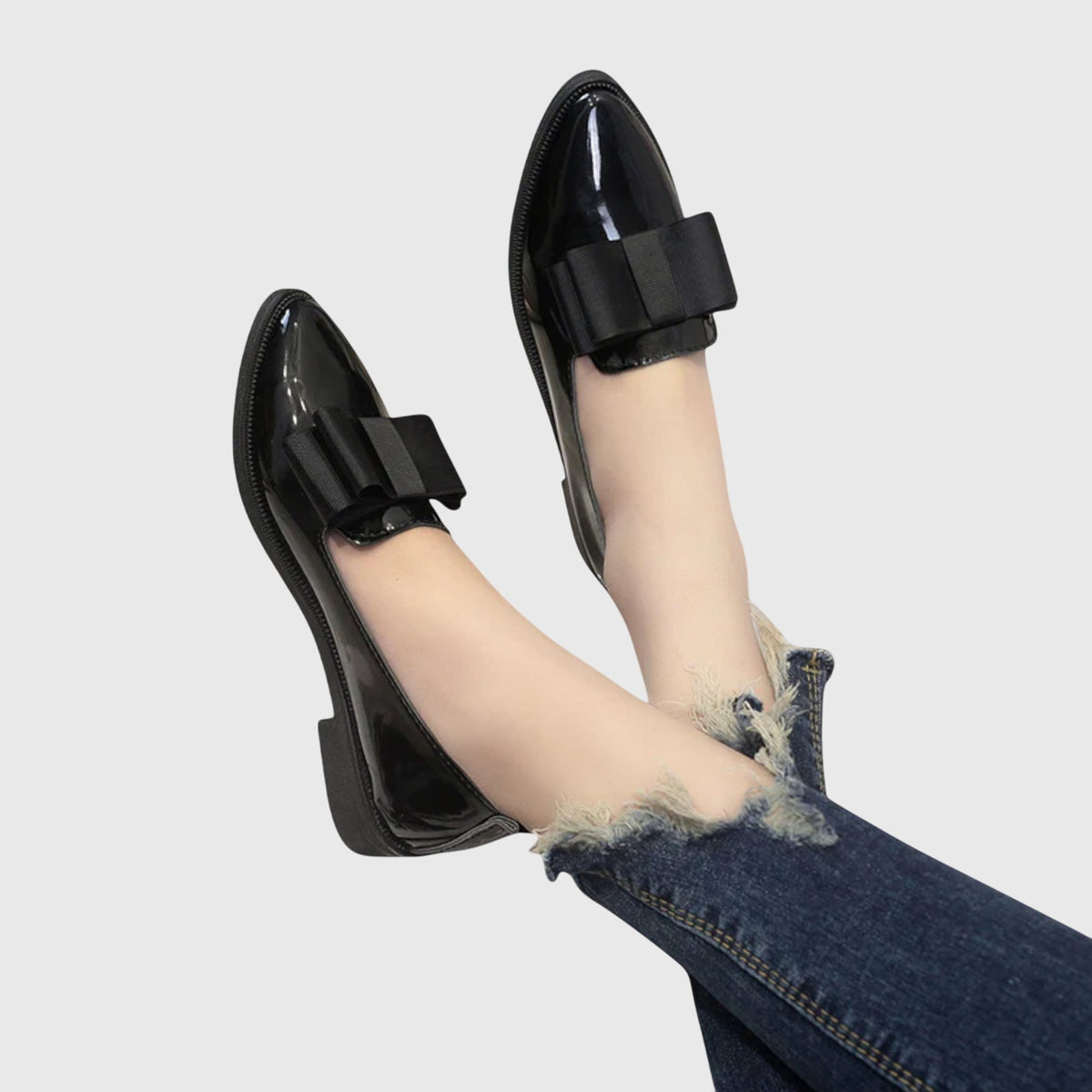 Macarena | Mocasín burdeos charol con lazo