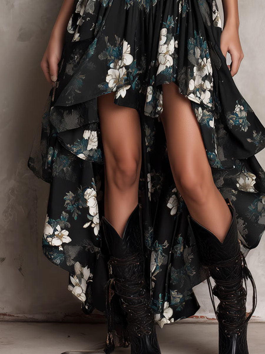 Vestido largo negro bohemio con estampado floral y tirantes irregulares sin hombros