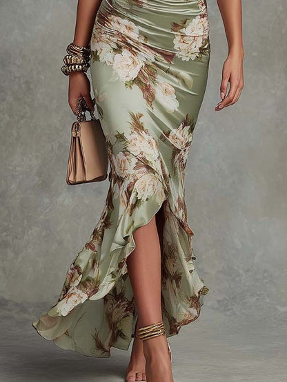 Vestido maxi asimétrico de satén verde con flores, volantes, mangas campana y escote en V