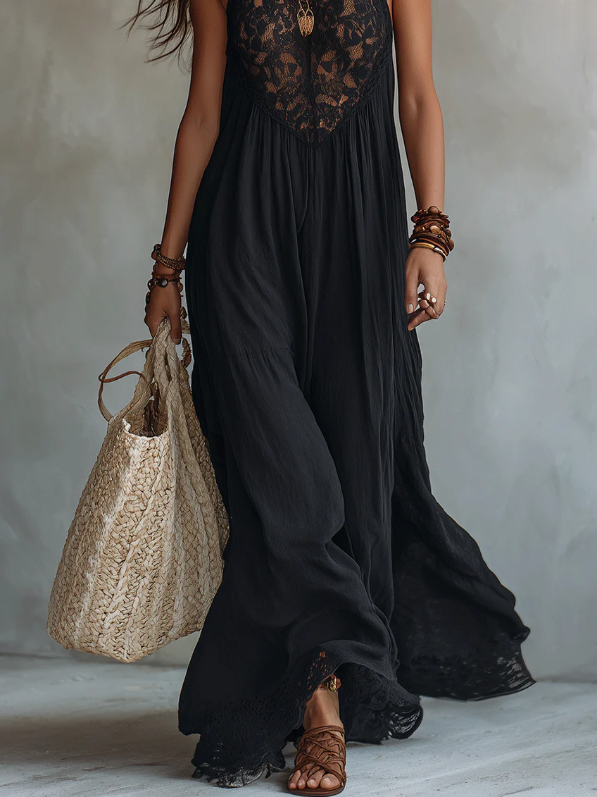 Vestido maxi bohemio negro sin mangas con encaje en los bordes