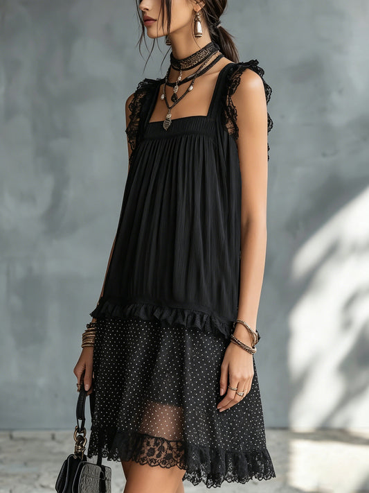 Vestido mini transparente de lunares con volantes y ribete de encaje negro