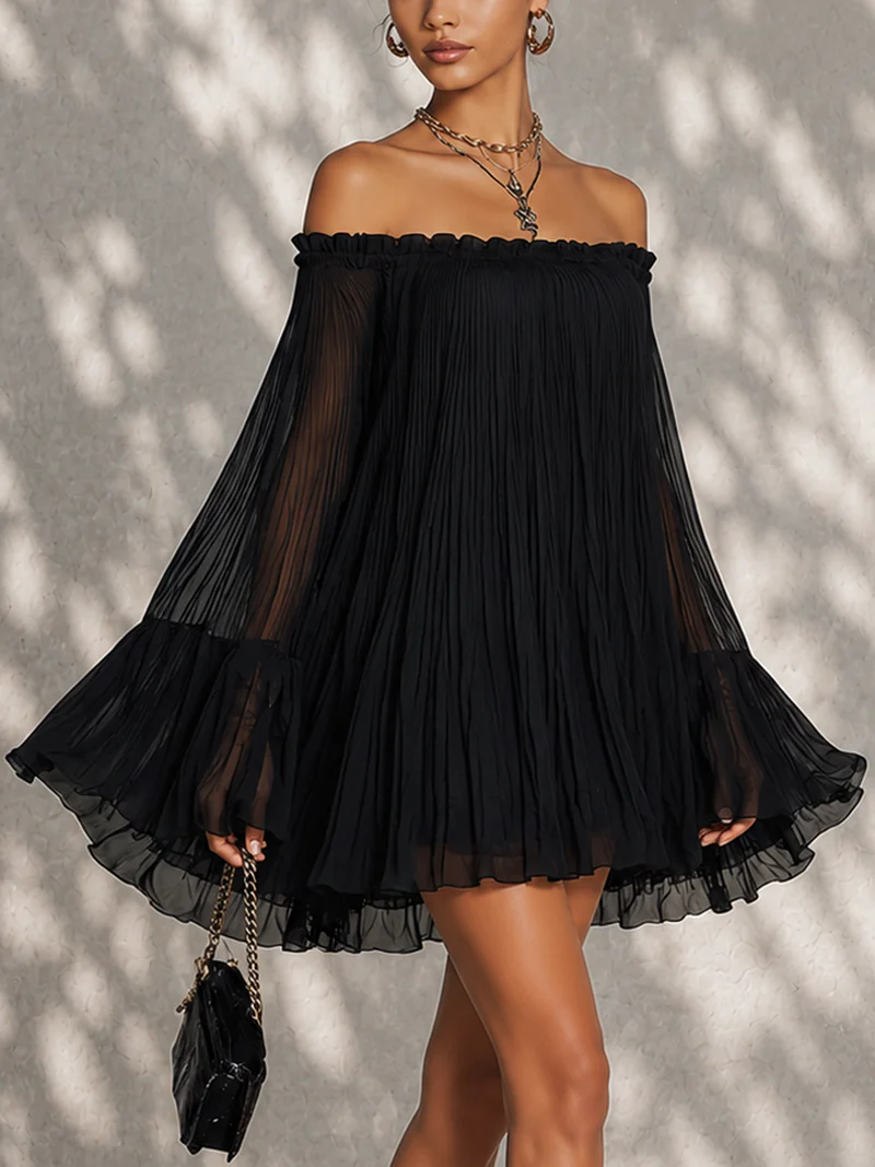 Vestido corto negro con volantes, manga campana y hombros descubiertos