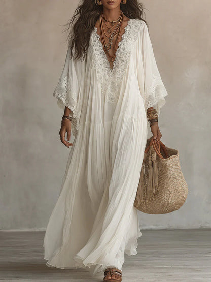 Velora | Vestido largo de gasa color marfil con mangas de murciélago y encaje blanco