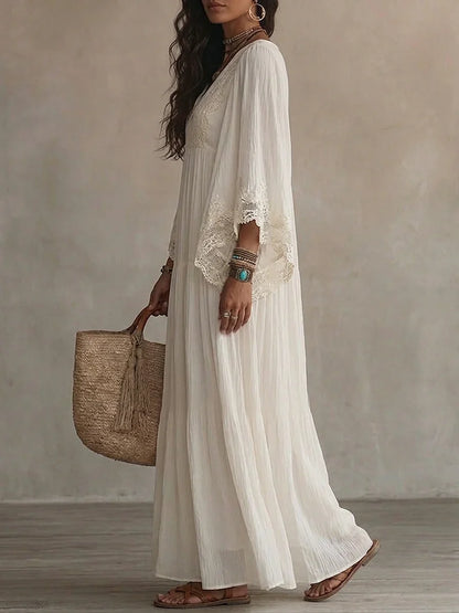 Velora | Vestido largo de gasa color marfil con mangas de murciélago y encaje blanco