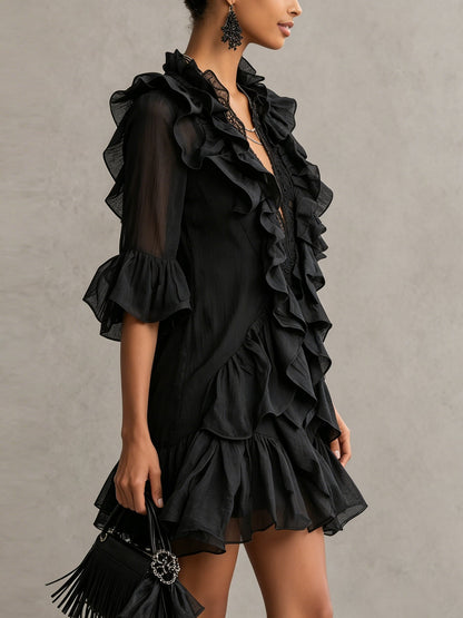 Vestido corto de encaje de gasa con volantes