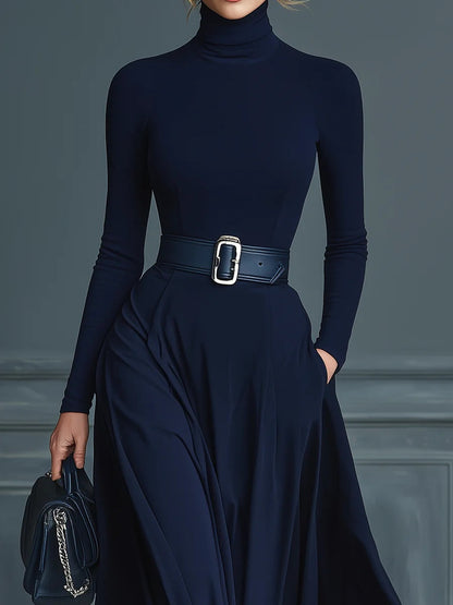 Vestido de punto azul oscuro de cuello alto