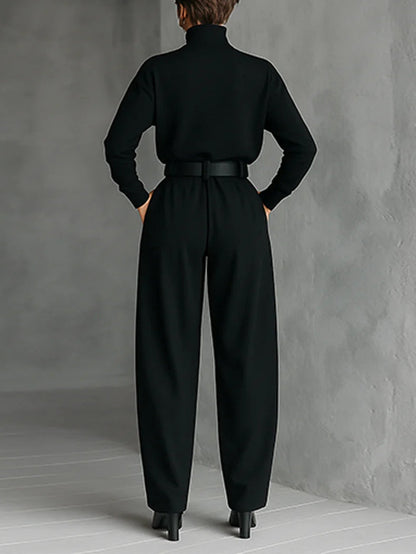Conjunto de dos piezas de camiseta de manga larga con cuello alto negra y pantalones de pierna recta (incluye cinturón)