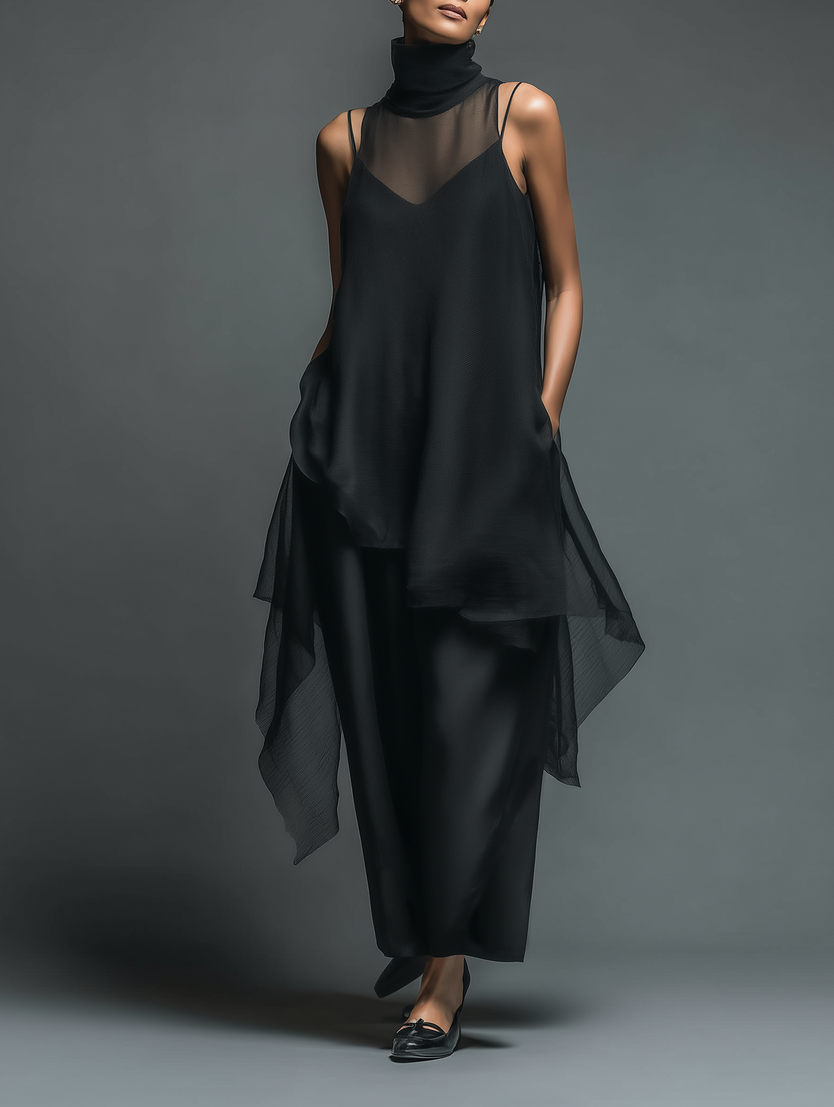 Vestido maxi etéreo de capas con tirantes