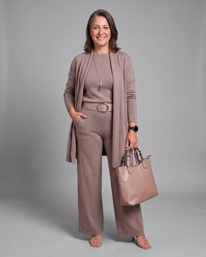 Conjunto Fiorenza — Tres Piezas de Punto: Cárdigan Largo, Top y Pantalón Palazzo