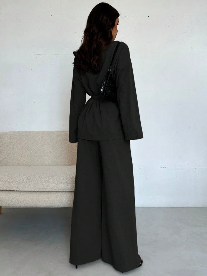 Conjunto de Dos Piezas: Chaqueta Cruzada con Cinturón y Pantalones de Pierna Ancha