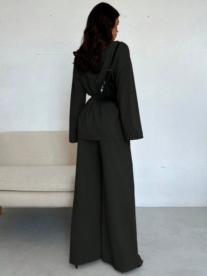 Conjunto de Dos Piezas: Chaqueta Cruzada con Cinturón y Pantalones de Pierna Ancha