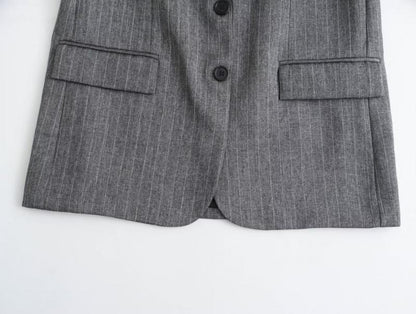 Blazer Rayas Diplomáticas Gris con Solapa Clásica