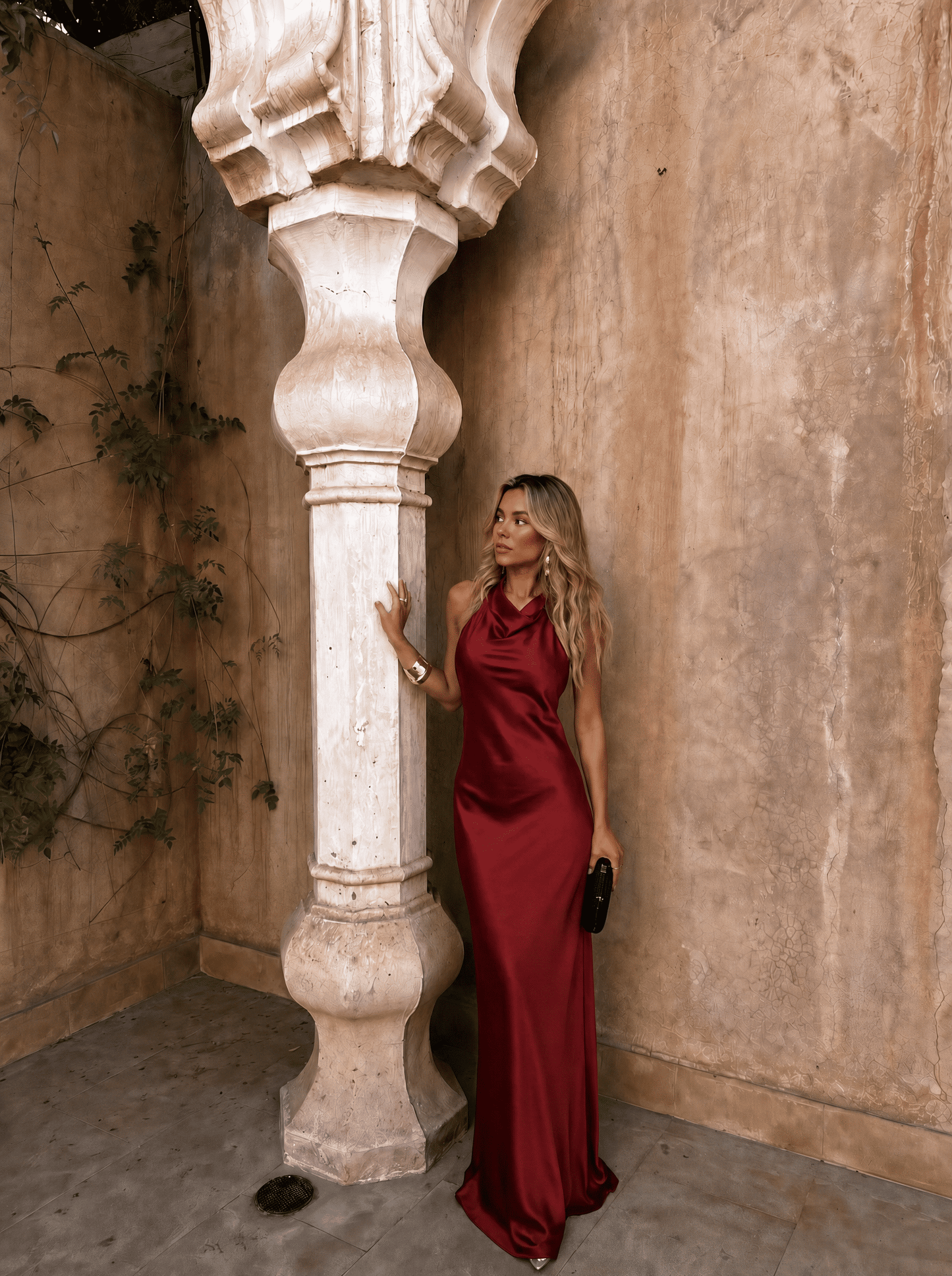 Vestido Riad: Elegancia y Estilo para Brillar