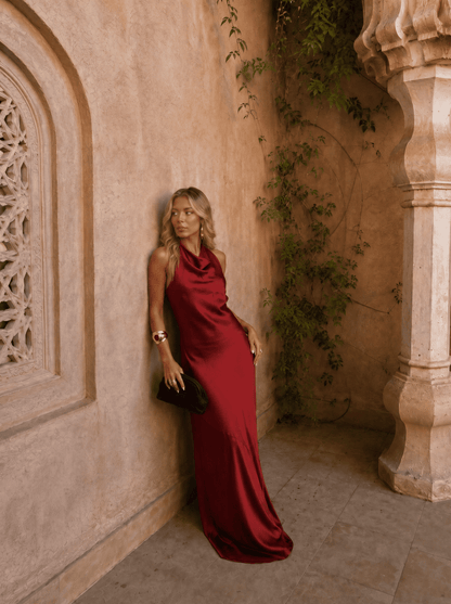 Vestido Riad: Elegancia y Estilo para Brillar