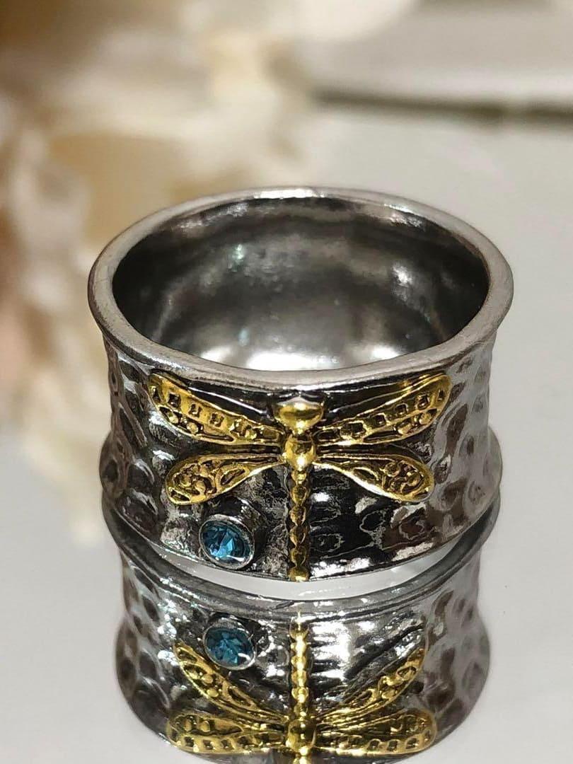 Anillo de insecto de aguamarina