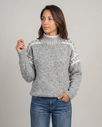 Jersey de cuello alto con motivo jacquard en los hombros