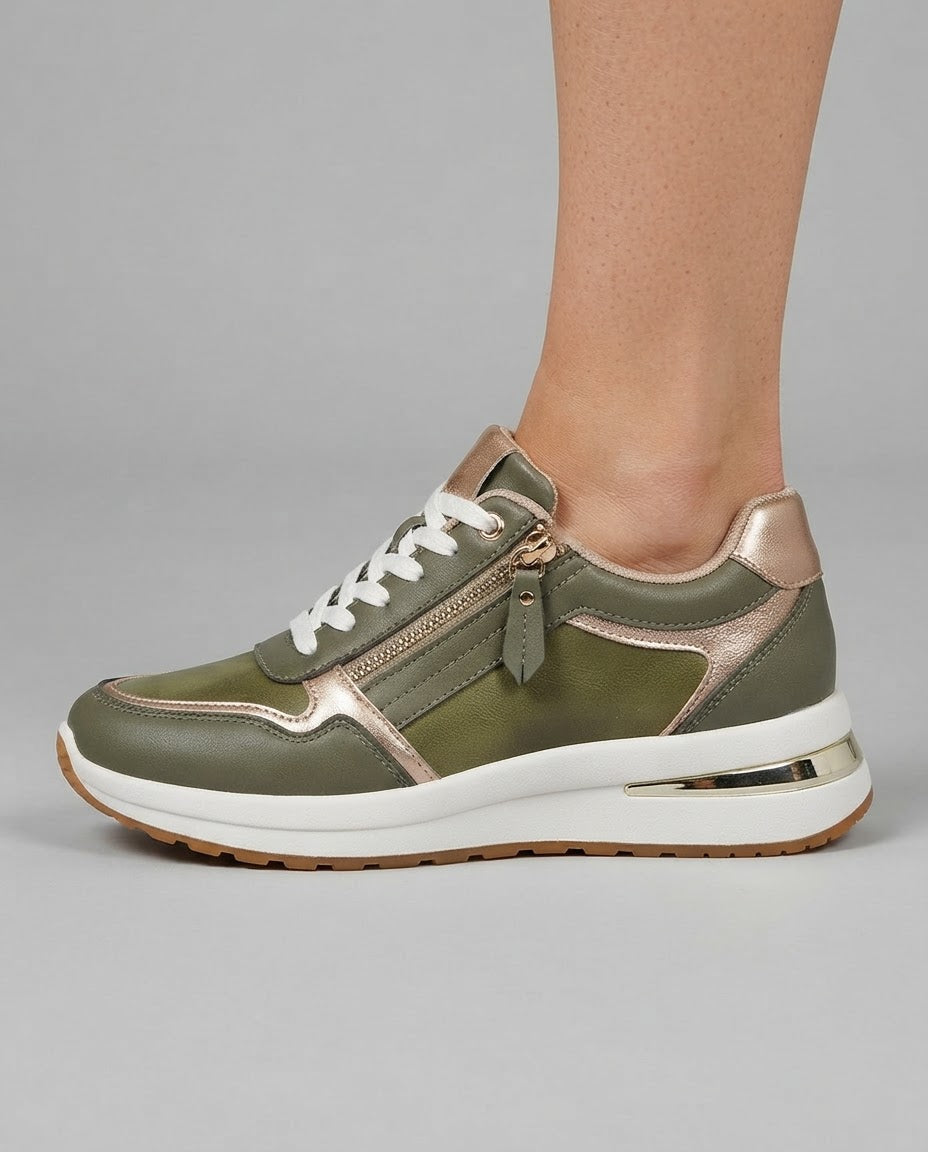 Zapatillas cómodas con cremallera y detalles metalizados