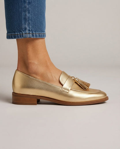 Mocasín Dorotea — Oro con Borlas