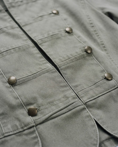Chaqueta corta lavada con doble botonadura