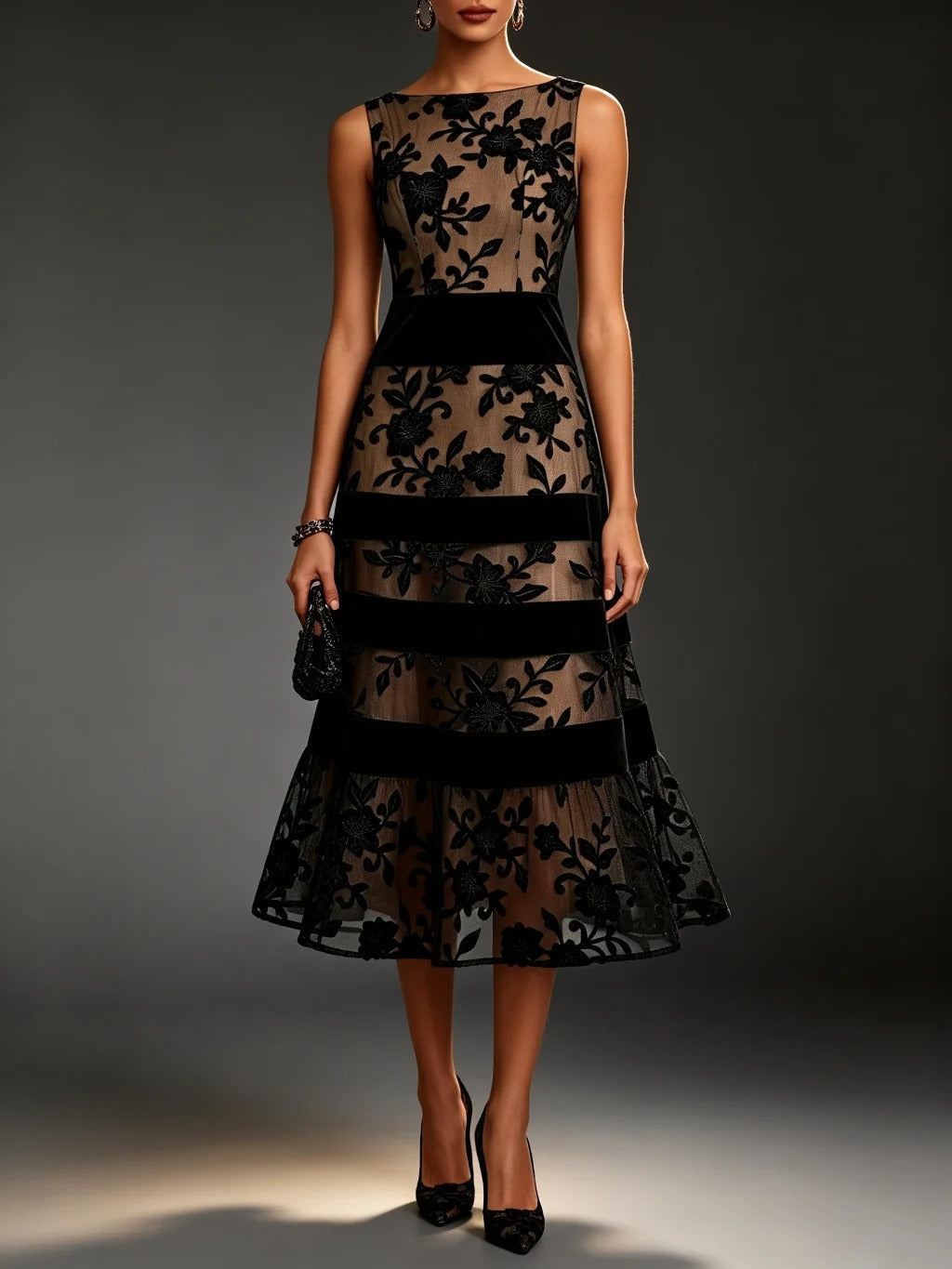 Vestido Midi Bordado Floral
