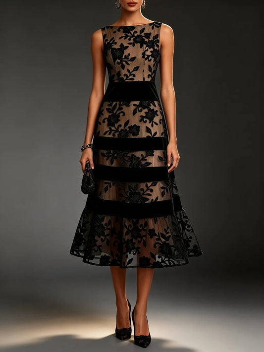 Vestido Midi Bordado Floral